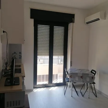Le Residenze Del Giglio Гостевой дом Кальяри